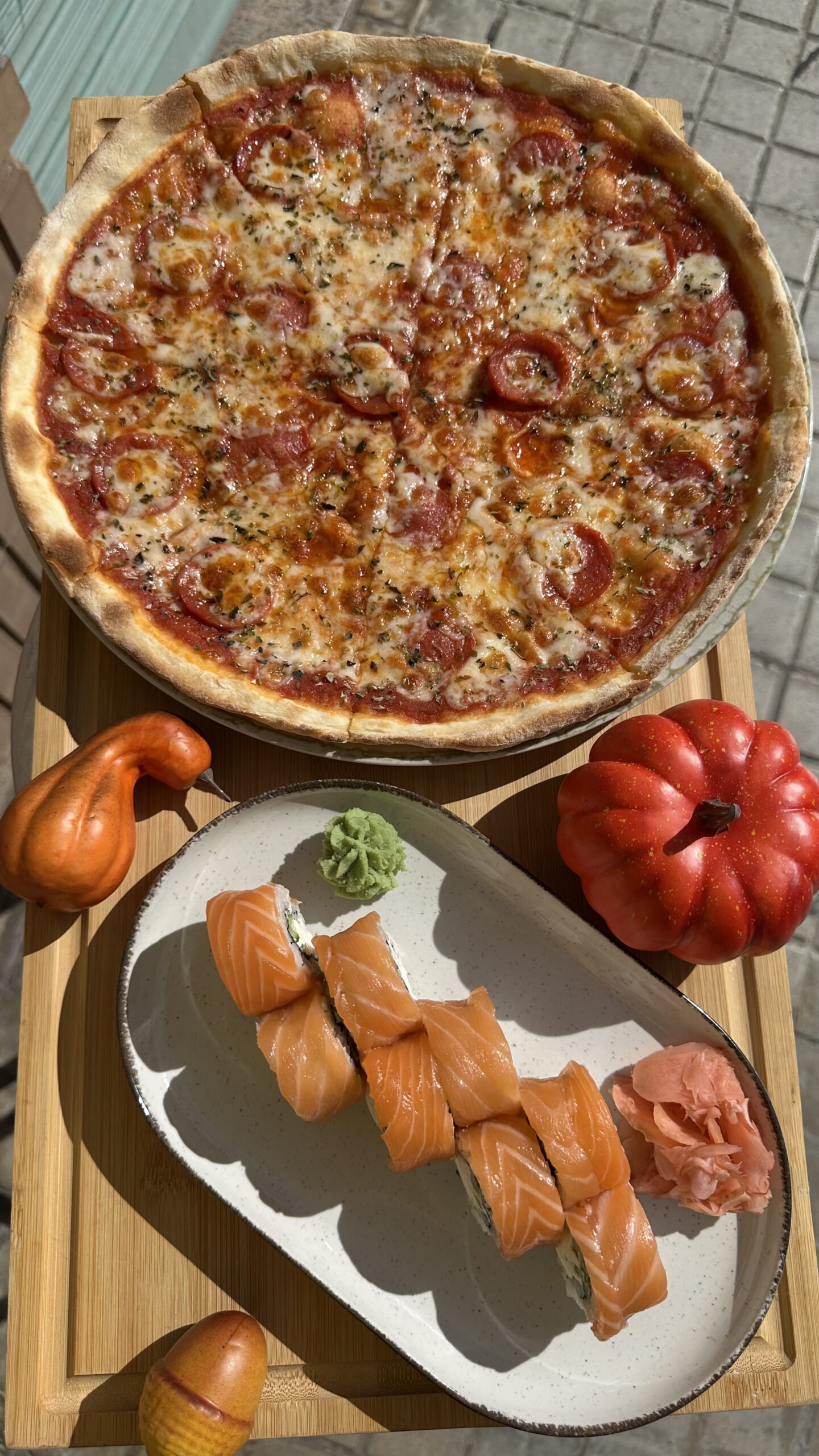 Philadelphia Clásico + Pizza Pepperoni