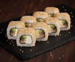 U8-California-con-anguila